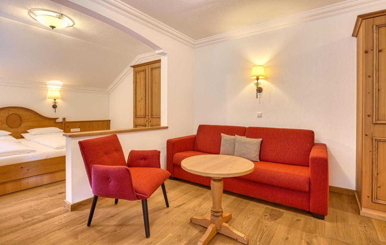 גרוסארל Hotel Kristall מראה חיצוני תמונה