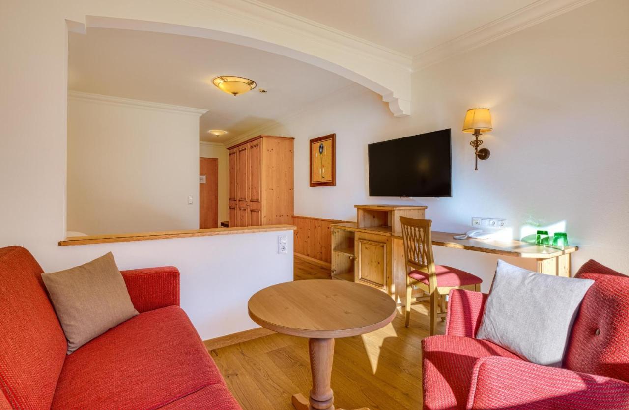 גרוסארל Hotel Kristall מראה חיצוני תמונה