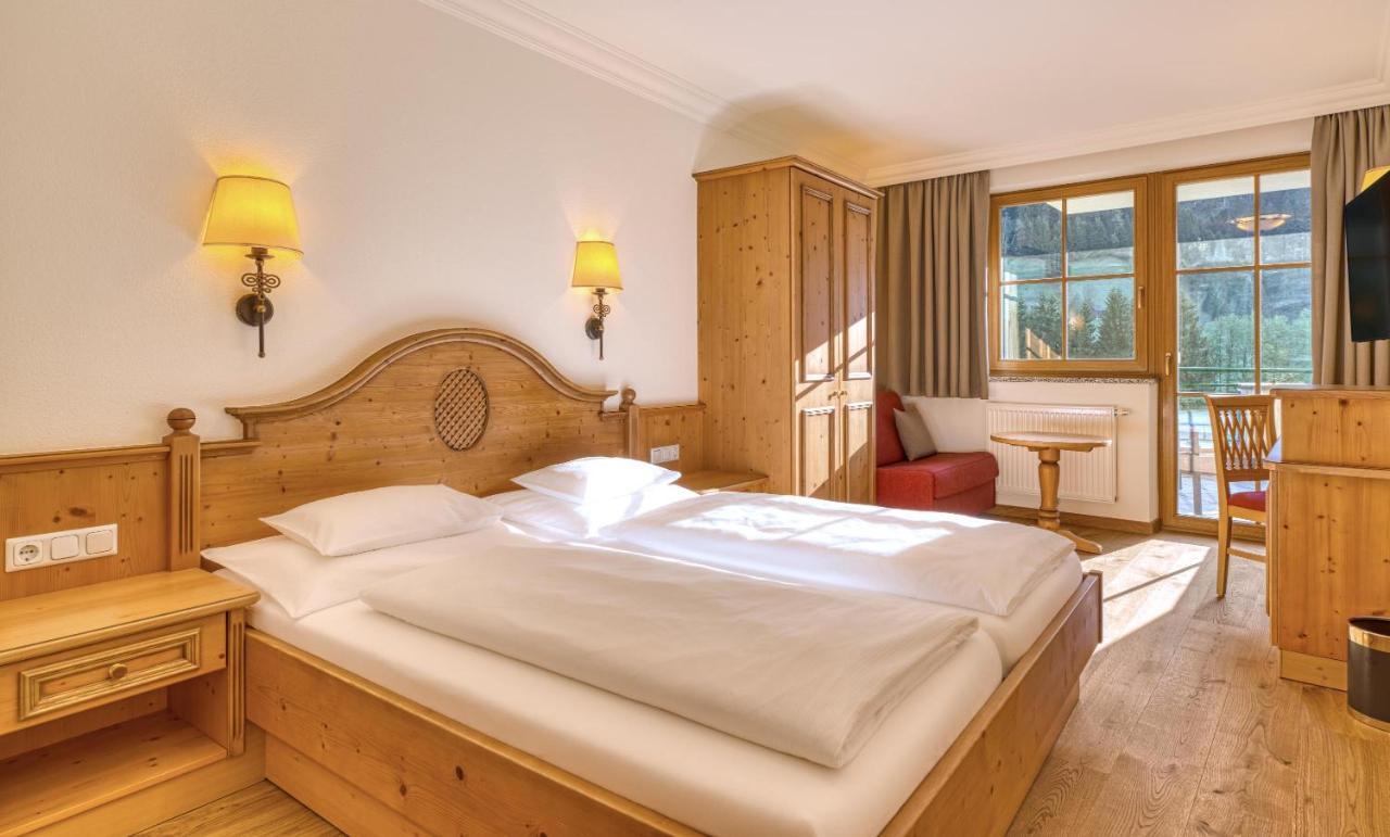 גרוסארל Hotel Kristall מראה חיצוני תמונה